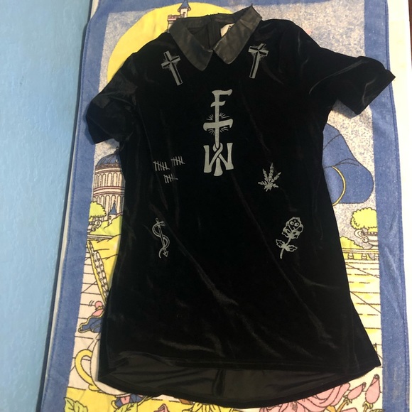 UNIF FTW Velvet Collared Dress - Picture 4 of 6